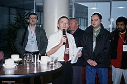 008_img2-001.jpg